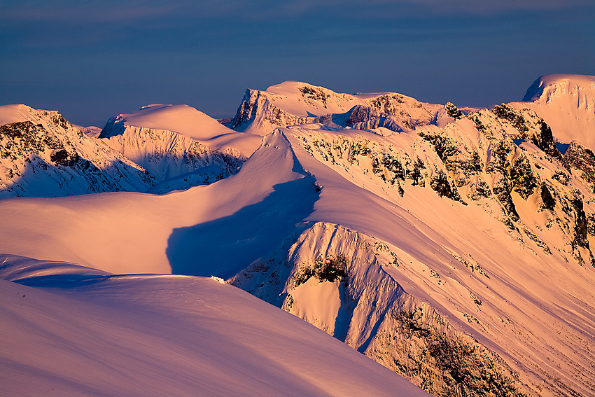 Kveldslys over Sunnmørsalpene