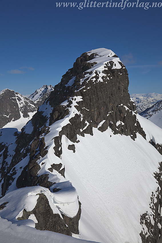 Store Midtmaradalstinden (2056 moh) sett fra Vetle.