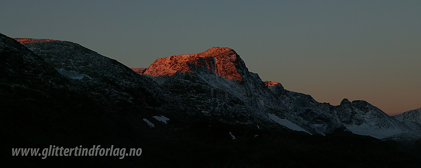 Soloppgang over Munken (2105 moh).