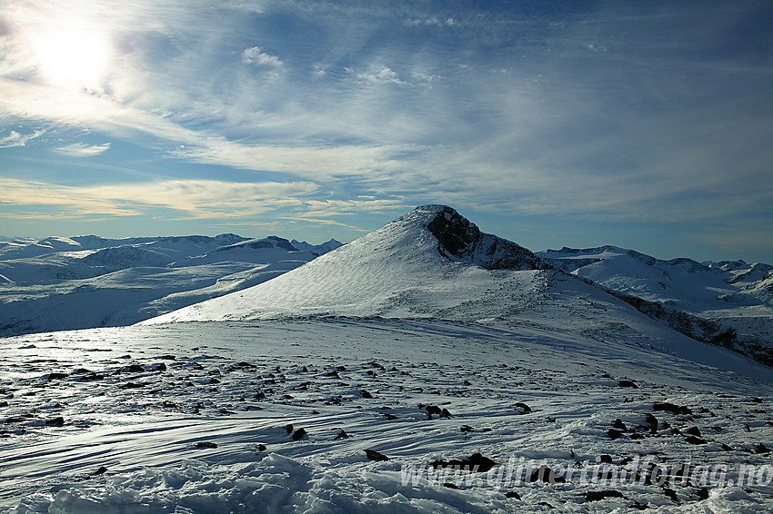 Fra Austre Nautgardstinden mot Nautgardstinden (2258 moh).