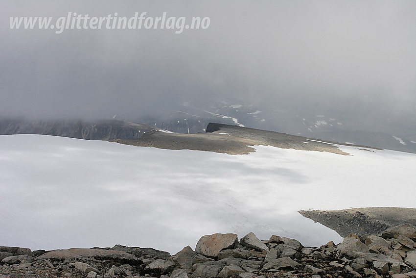 Fra Sørtoppen på Surtningssue mot Surtningssuoksle (2222 moh).