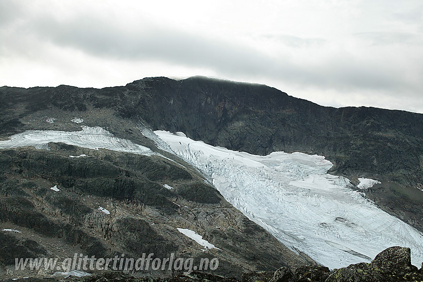 Fra Søre Svartdalspiggen vestover mot Slettmarkhøe (2190 moh) og Langedalsbrean.