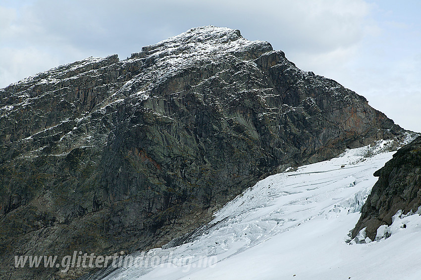 Mesmogtinden (2264 moh) sett fra vest.