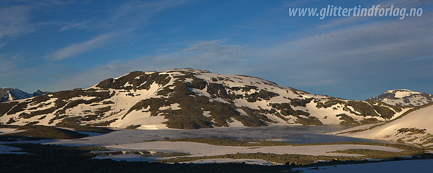 Nord for Hinnåtetjønne mot Storådalshøe (1888 moh).