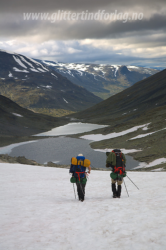 På vei fra Urdadalsbandet nordover Urdadalen med kurs mot Visdalen.