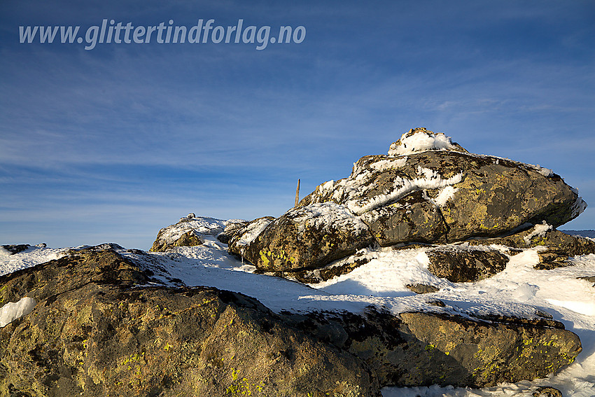 Nærbilde av toppen på Stornubben (2174 moh) i Øst-Jotunheimen.