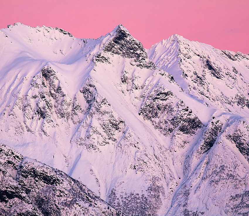 Fjell øst for Hjørundfjorden