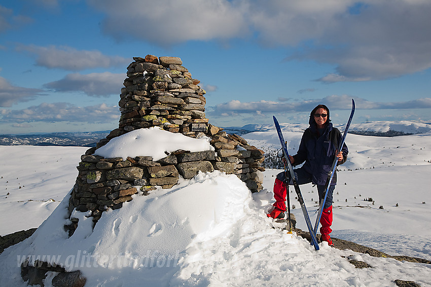 På Smørlitoppen (1160 moh) i Nord-Aurdal en aprildag.