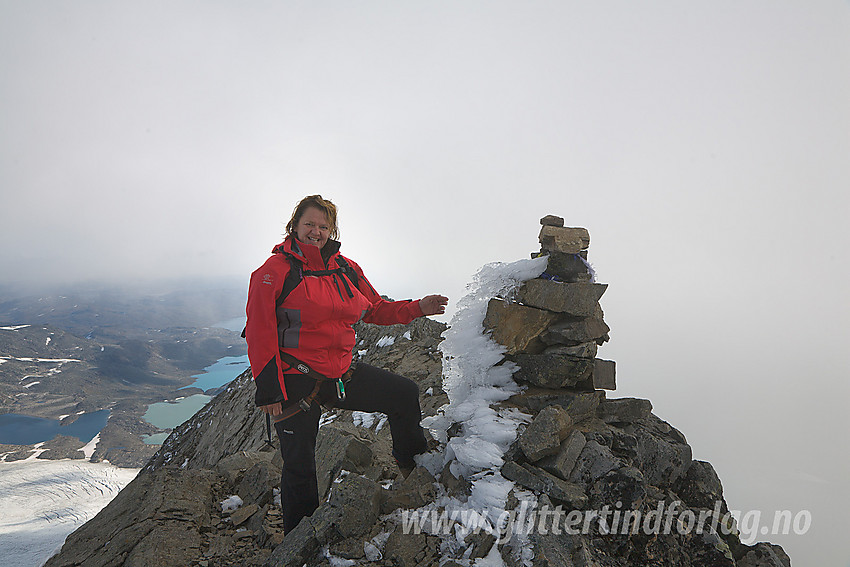 På toppen av Uranostinden (2157 moh).