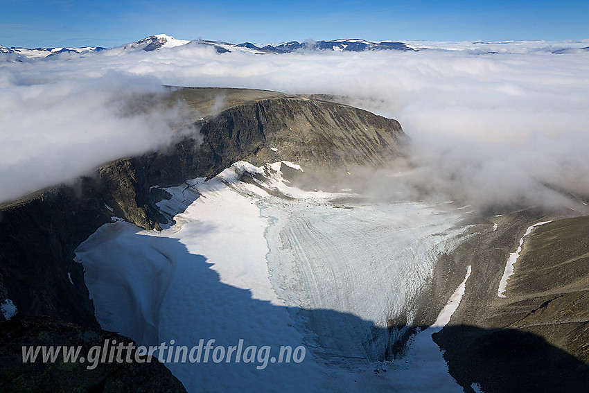 Fra Nautgardstinden mot Nautgardsoksle (2089 moh) med Glittertinden i bakgrunnen.