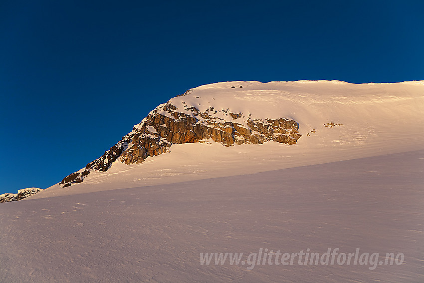 Morgenlys på Surtningssue (2368 moh).