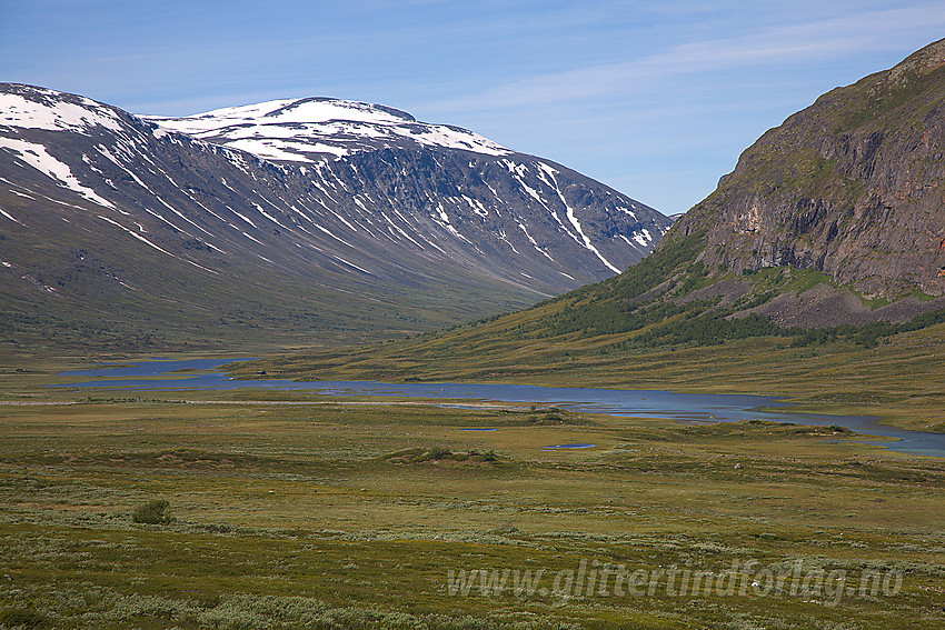 I Smådalen med Trollsteinhøe i bakgrunnen.