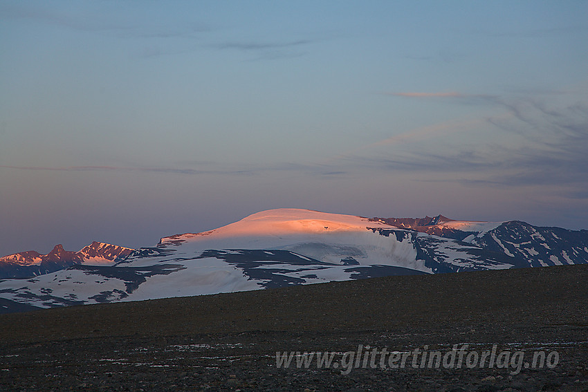 Solnedgang over bl.a. Leirhøe (2330 moh) sett fra Juvflye.