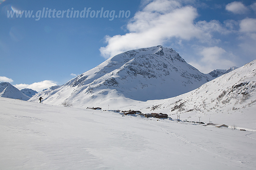 Påske på Spiterstulen i Visdalen. Styggehøe (2213 moh) i bakgrunnen.