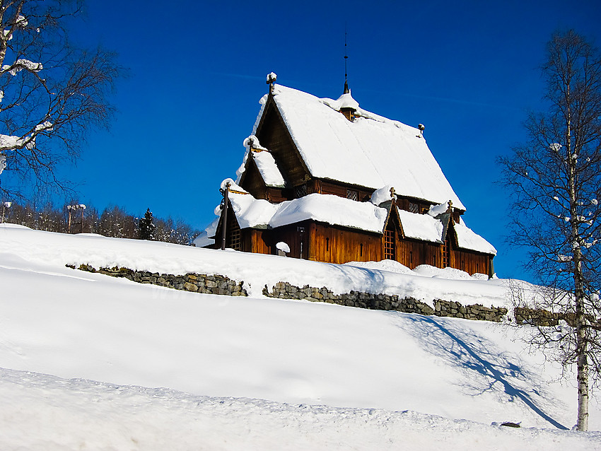 Reinli stavkirke en flott februardag.