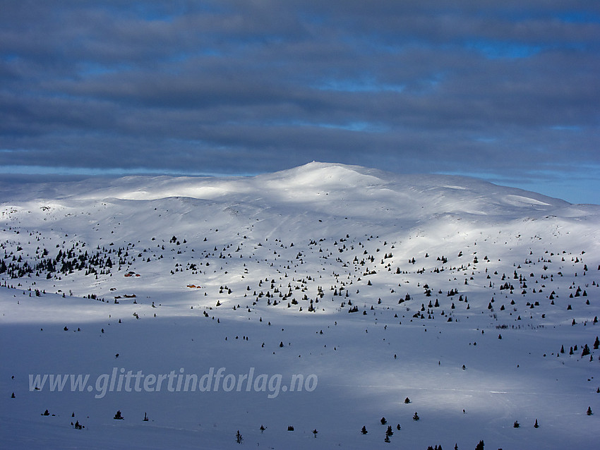 Fra Bergaleinnatten mot Nystølsvarden (1295 moh). Det går skiløype fra Hellebekkseter i Sør-Aurdal til Bergaleinnatten.