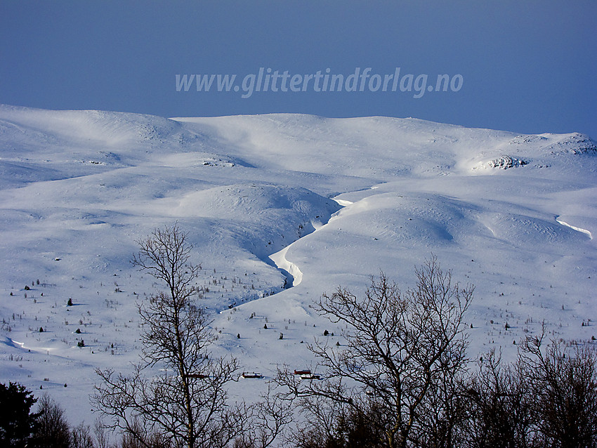 Gilafjellet med Hågensgil (elvegjel) midt på.