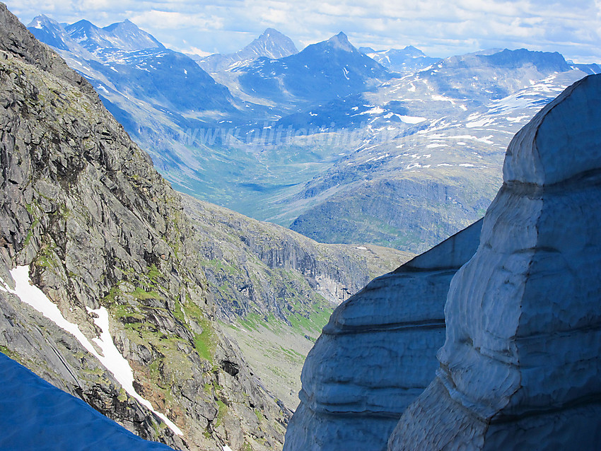 Fra Maradalsbreen mot sentrale deler av Jotunheimen.