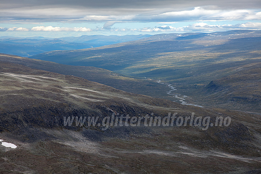 Utsikt fra Skarvedalseggen nedover Lordalen.