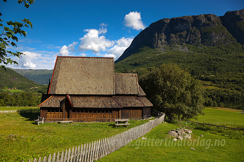 Øye stavkirke i Vang.