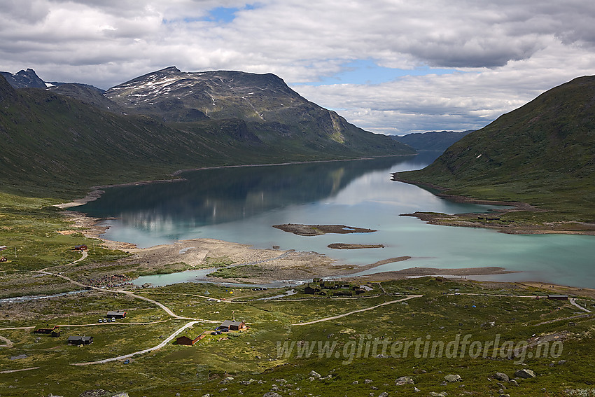 Ved Eidsbugarden mot Galdebergtinden (2075 moh) og Bygdin.