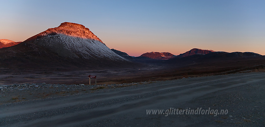 Fra Smådalsfjellet mot Klanten (1768 moh) og Smådalen.