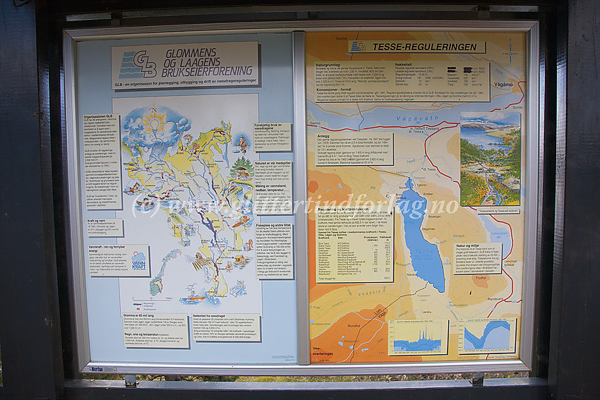 Oppslag med informasjon rundt Tesse-reguleringen ved dammen på nordsiden av Tesse.