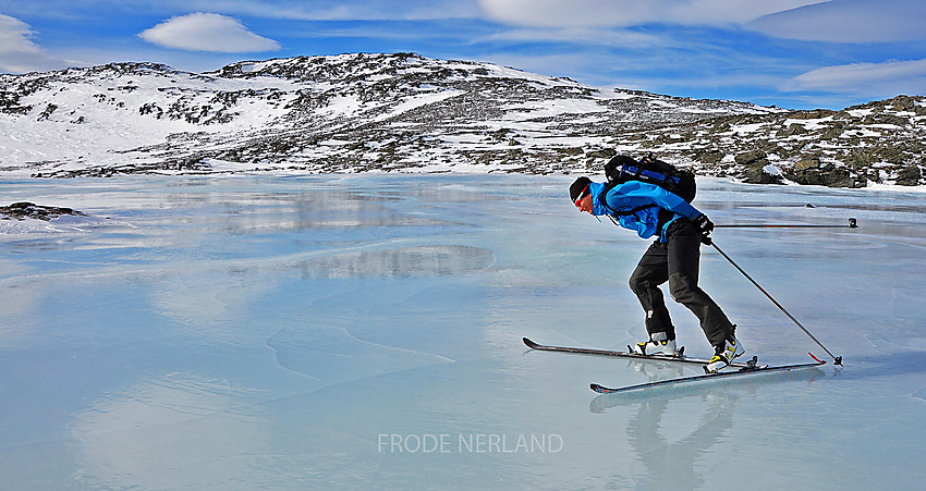 God glid på vei innover mot Nonsfjellkollen.