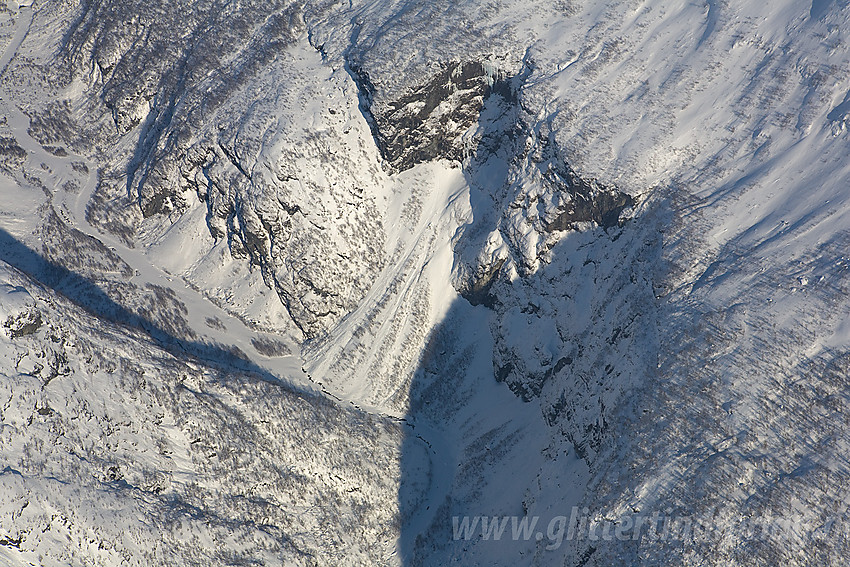 Vi passerer mer enn 1000 meter over bunnen av Utladalen.