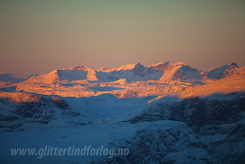 Solnedgang over Gjendealpene sett fra Grindane Vest.