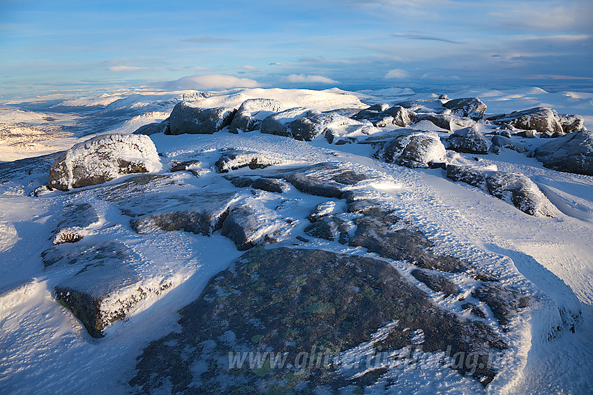 På Rasletinden (2105 moh).