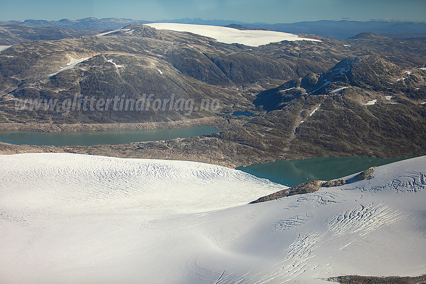 Mot Austdalsbreen. I bakgrunnen ses Sekkebreen.