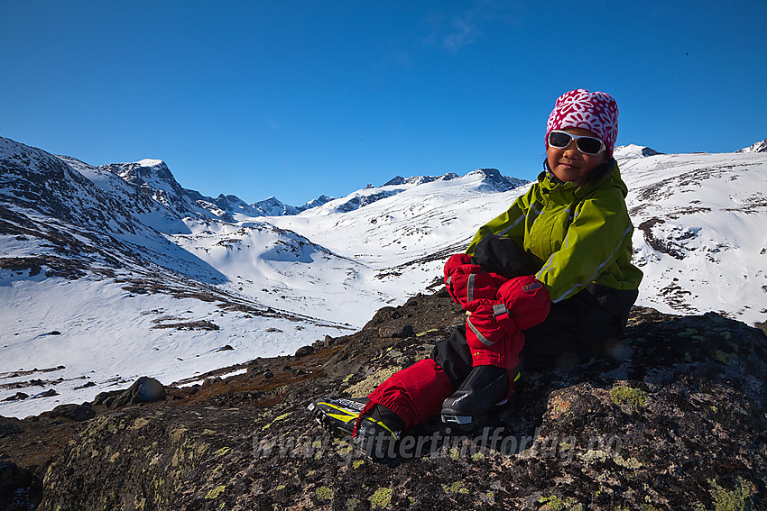 På Raudhamran med flotte Leirungsdalen i bakgrunnen.