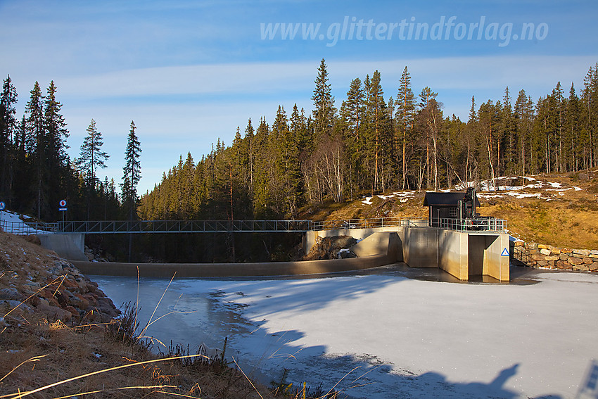 Demning i Grunningsdalen.