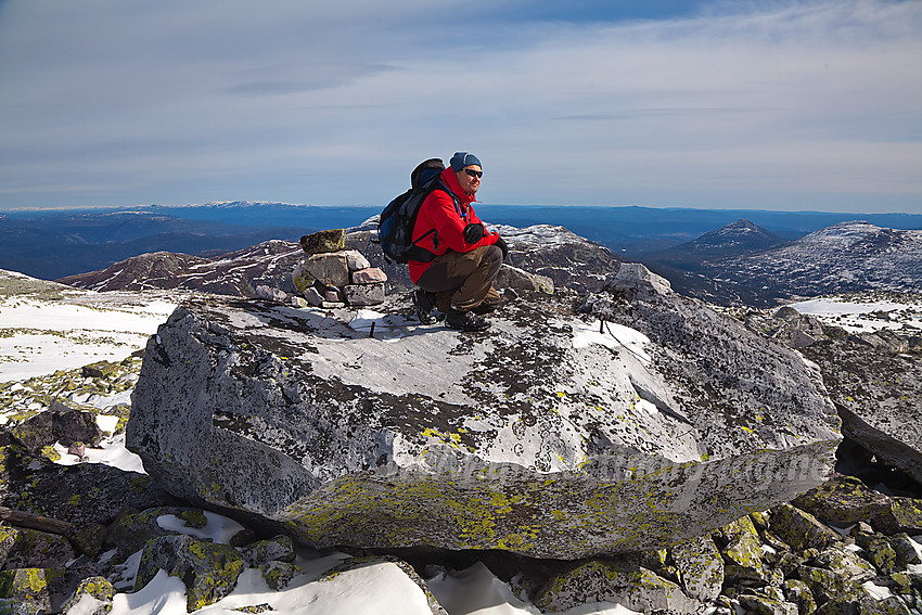 På toppen av Steinfjellet (1398 moh).