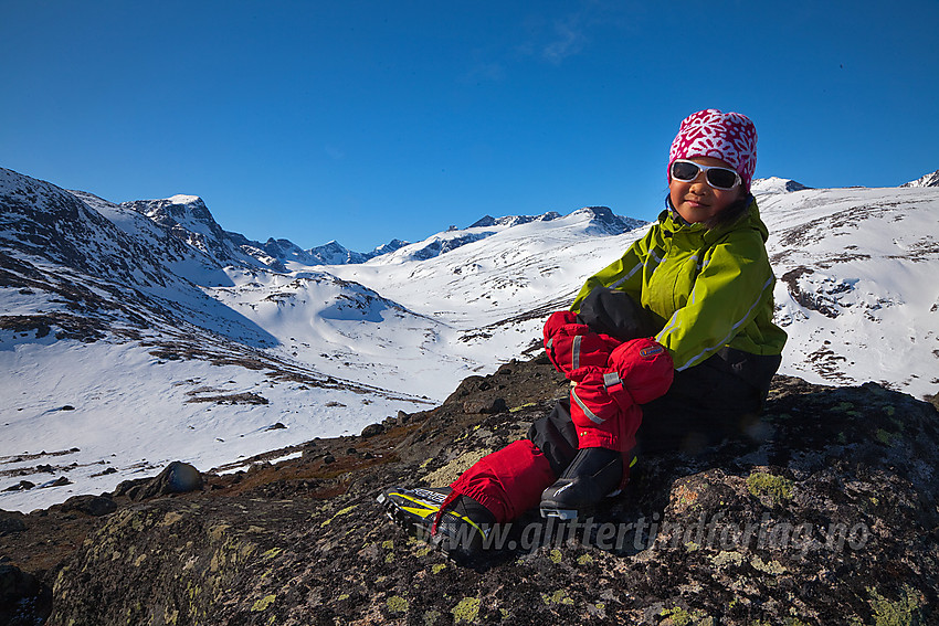 Velkommen til fjells! Fra Raudhamran med Leirungsdalen og Gjendealpene i bakgrunnen.