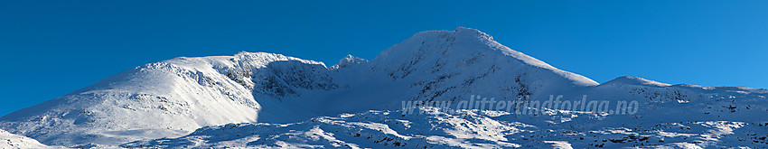 Panorama mot Lauvnostinden og Soleibotntindane.