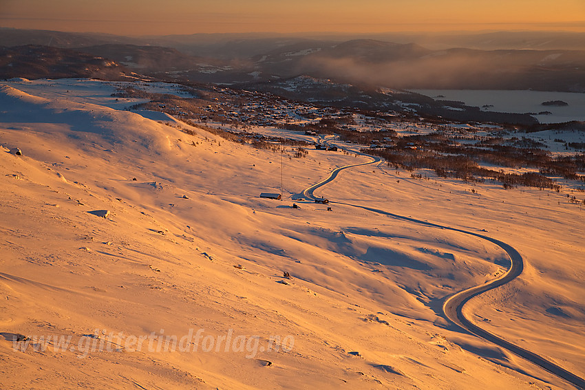 Fra Heklefjell mot Garli og Beitostølen en iskald desemberdag.