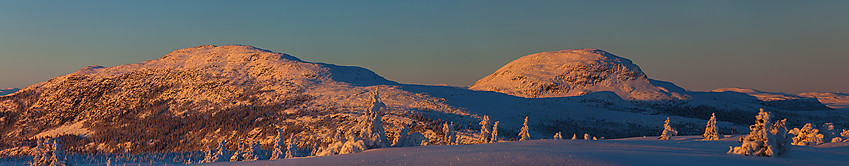 Fra Skardåsen mot Skarvemellen og Rundemellen ved solnedgang.