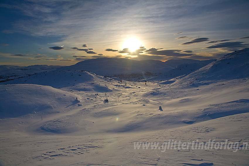 På vei opp fra Flatvollen med utsikt mot Fjelløkteren og Bergshammaren.