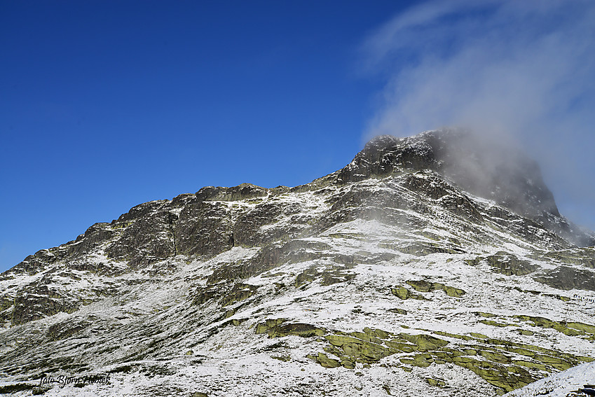 Nysnø på Bitihorn