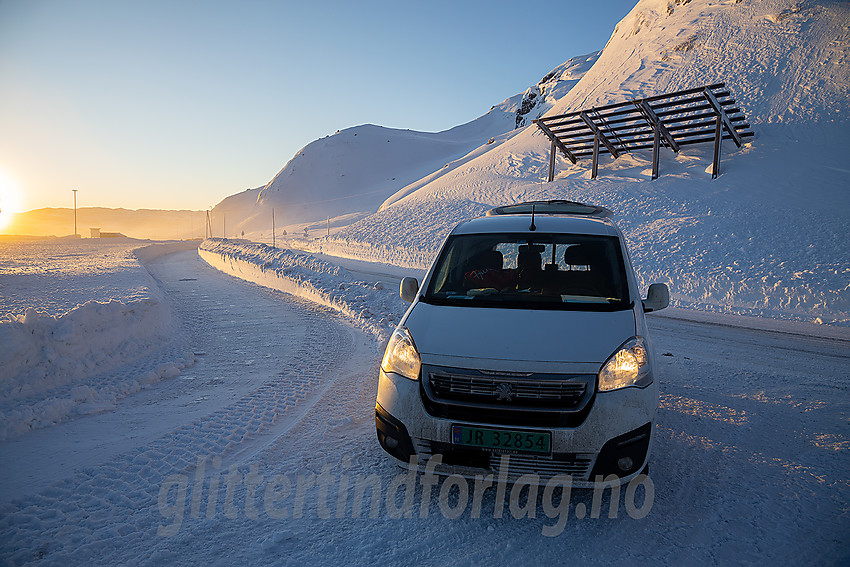 Morgenstemning langs Fv 53 ved Tyin.