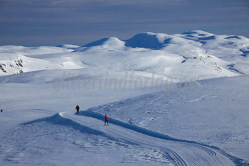 På tur østover over Jomfruslettfjellet har man en fantastisk utsikt mot Synnfjell / Spåtind.