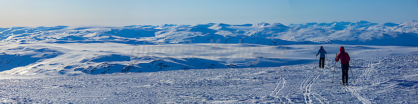 Fra Hestdalshøgde mot bl.a. Sekkebreen.