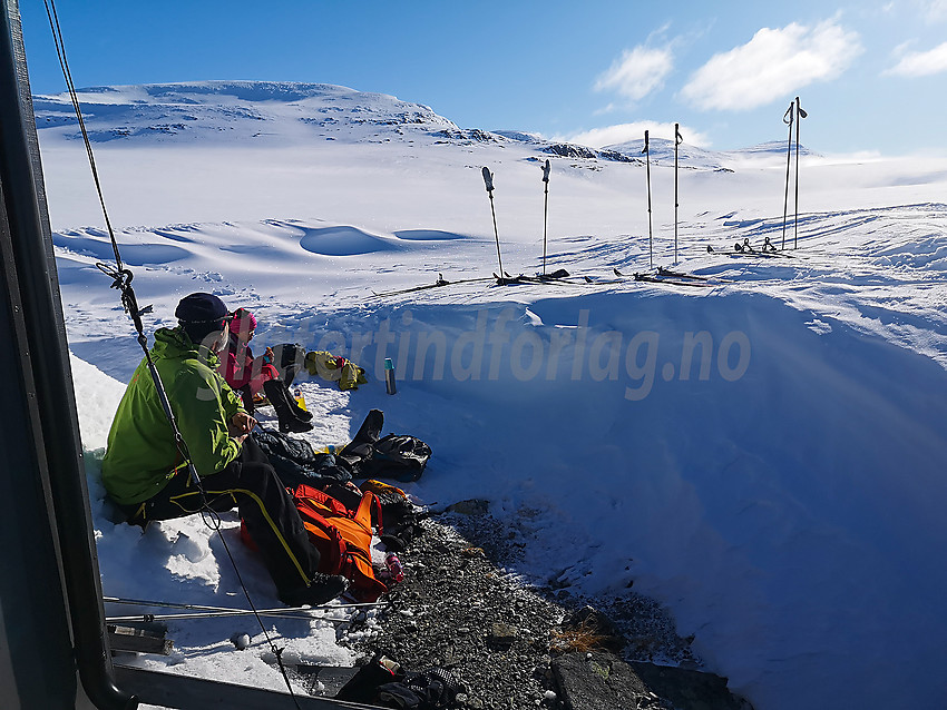 Ved Skarvedalshytta i Reinheimen.