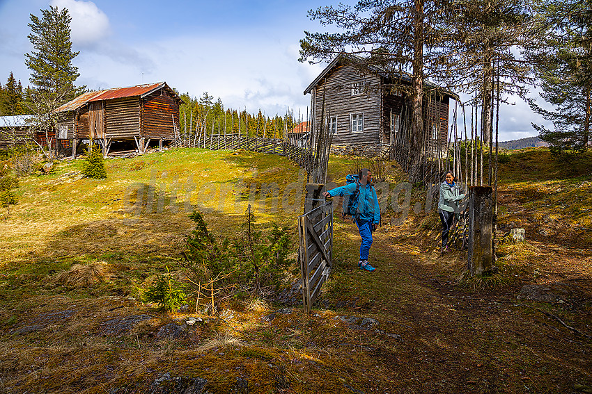 Ved Bagnsbergene krigsminnesmerke.