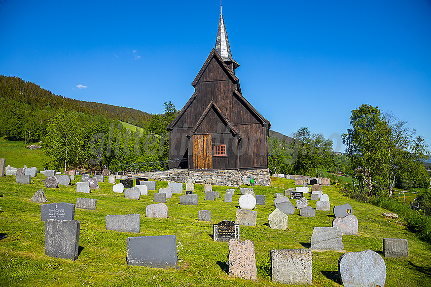 Høre Stavkirke i Vang.