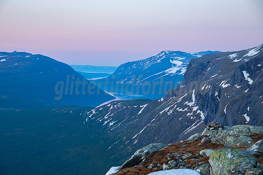 Fra Bergsfjellet Øst mot Helin og fjella rundt.