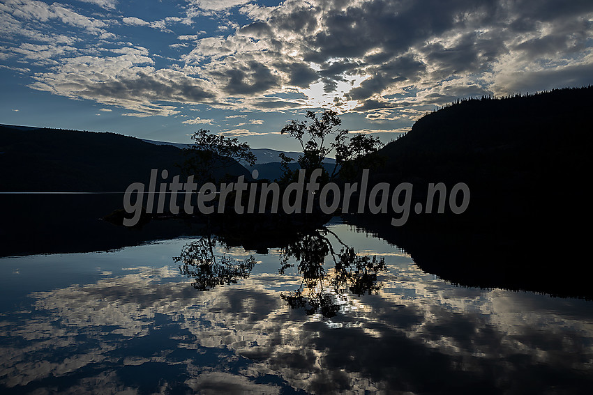 Padling nær utløpet av Vangsmjøse.