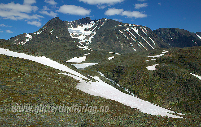 Surtningssumassivet sett fra stien mot Surtningssue over Raudhamran.